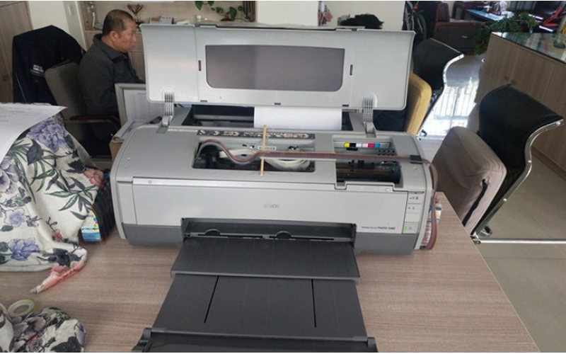 愛普生  1390六色噴墨打印機(jī)